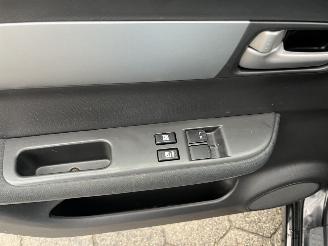 Suzuki Swift 1.3 Base picture 14