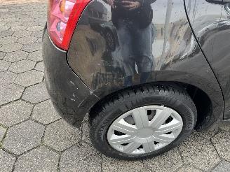 Suzuki Swift 1.3 Base picture 10