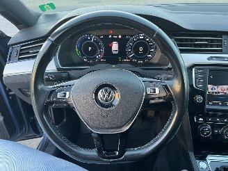 Volkswagen Passat Passat Variant 1.4 TSI GTE Connected Series Plus picture 18