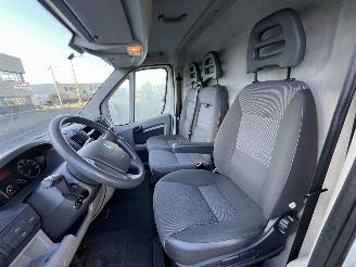 Peugeot Boxer 335 2.2 HDI L2H2 picture 13
