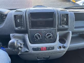 Peugeot Boxer 335 2.2 HDI L2H2 picture 17