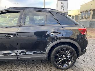 Volkswagen T-Roc 1.5 TSI Sport BEATS PANO picture 17