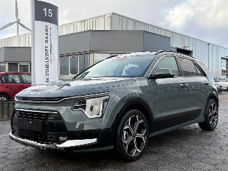 Vaurioauto  passenger cars Kia Niro 1.6 GDi Hybrid ExecutiveLine 2025/2