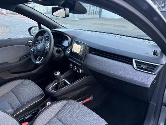 Renault Clio 1.0 TCe 90 GPF techno picture 12