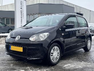 Damaged car Volkswagen Up! 1.0 move up! BlueMotion 2016/6
