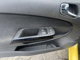 Opel Corsa 1.4-16V Color Edition picture 13