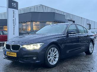 Damaged car BMW 3-serie 330e Centennial Executive 2016/4