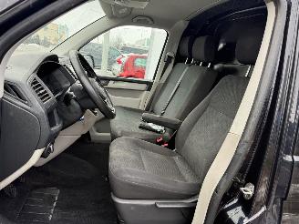 Volkswagen Transporter 2.0 TDI L1H2 Highline picture 10