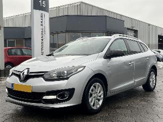 damaged passenger cars Renault Mégane Estate 1.2 TCe Limited 2016/4