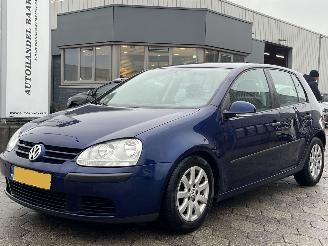 uszkodzony samochody osobowe Volkswagen Golf 1.6 FSI Comfortline Business 2006/11