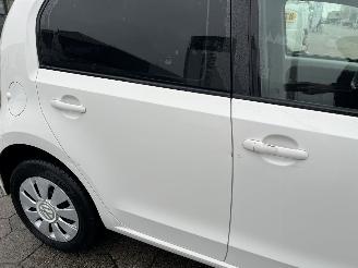 Volkswagen Up! 1.0 BMT up! beats picture 11