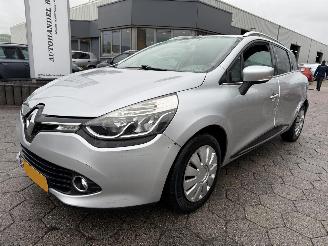 Schadeauto Renault Clio Estate 0.9 TCe Dynamique 2015/3