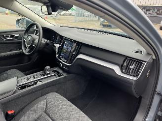 Volvo V-60 2.0 B3 Essential picture 11