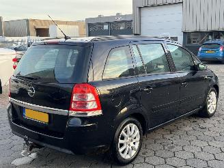 Opel Zafira 1.8 Temptation picture 4