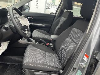 Suzuki Vitara 1.5 Hybrid Select picture 11