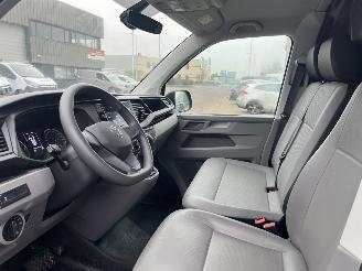 Volkswagen Transporter 2.0 AUTOMAAT L1H1 110KW picture 12