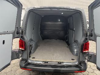 Volkswagen Transporter 2.0 AUTOMAAT L1H1 110KW picture 7