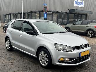 skadebil auto Volkswagen Polo 1.0 First Edition 2014/7