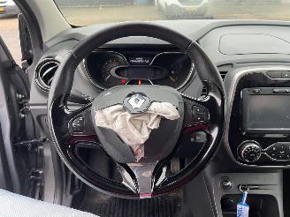 Renault Captur 0.9 TCe Dynamique picture 16