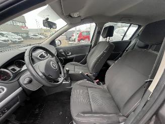 Renault Clio 1.2 TCE Collection picture 13