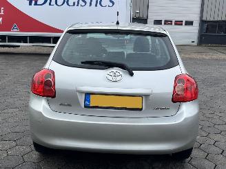 Toyota Auris 1.4-16V picture 5