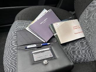 Kia Cee d 1.4 CVVT X-ecutive picture 18