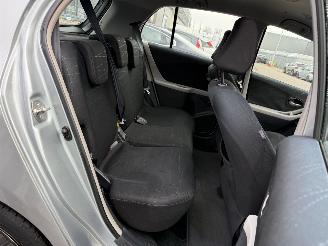 Toyota Yaris 1.3 VVTi Sol picture 15