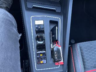 Volkswagen Golf 2.0 TSI GTI CLUBSPORT  PANO 301PK AUTOMAAT picture 23