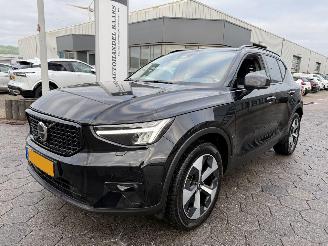 Auto incidentate Volvo XC40 2.0 B4 Plus Dark 2024/2