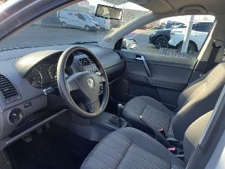 Volkswagen Polo 1.2 Optive picture 14