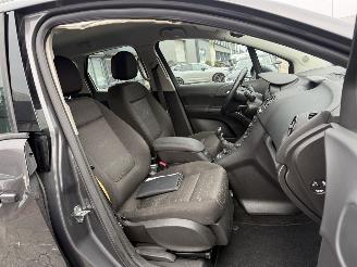 Opel Meriva 1.4 Turbo Cosmo picture 16