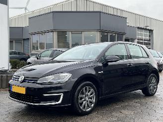 damaged passenger cars Volkswagen e-Golf e-Golf 2018/1