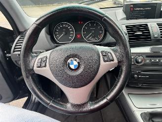 BMW 1-serie 116i Business Line picture 16