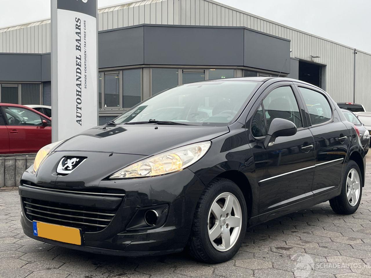 Peugeot 207 1.4 VTi Style
