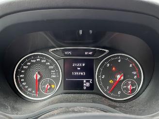 Mercedes B-klasse 220 d Ambition AUTOMAAT picture 23