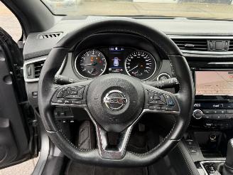 Nissan Qashqai 1.3 DIG-T Tekna picture 21