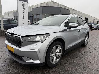 Voiture accidenté Skoda Enyaq iV 80 Business Edition Plus 2023/11