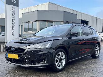 Voiture accidenté Ford Focus Wagon 1.0 EcoBoost Hybrid Connected 2022/5