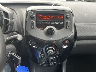 Citroën C1 1.0 VTi Feel picture 17