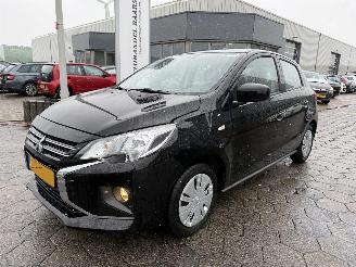 krockskadad bil auto Mitsubishi Space-star 1.2 Connect+ 2023/10