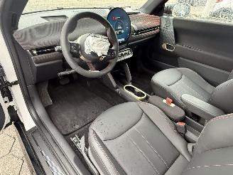 Mini Cooper SE John Cooper Works M 54.2 kWh picture 10