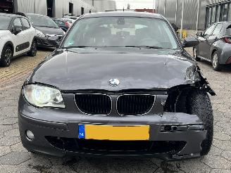 BMW 1-serie 118i AUTOM High Executive picture 2