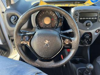 Peugeot 108 1.0 e-VTi Active picture 15