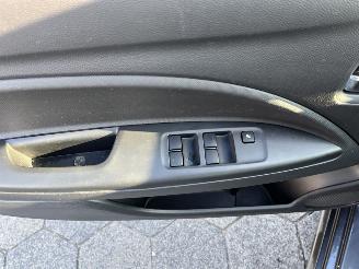 Mitsubishi Space-star 1.0 Bright picture 15