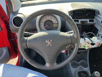 Peugeot 107 1.0-12V XR picture 15