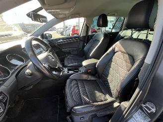Volkswagen Golf Variant 1.2 TSI Business Edition Connected picture 16