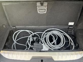 BMW 3-serie 330e M xDrive pano picture 8