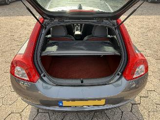 Volvo C-30 2.4i Summum Automaat picture 17