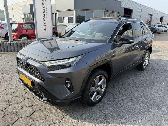 Vaurioauto  passenger cars Toyota Rav-4 2.5 Hybrid AWD Style pano 2023/1