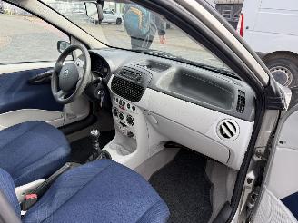 Fiat Punto 1.4-16V Dynamic picture 15